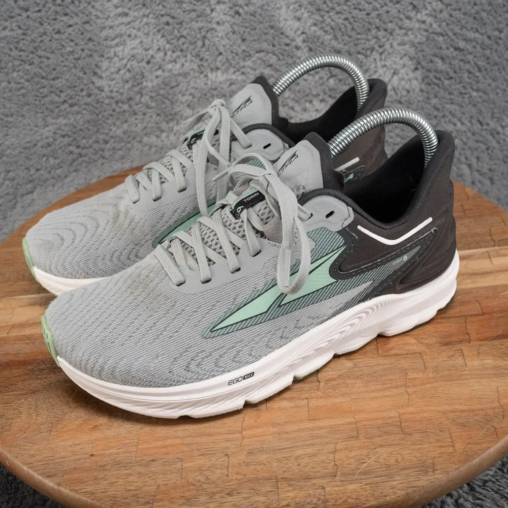 Altra Torin 6 Women's Size 7 Gray Athletic Running Shoes Sneakers Foot Shaped